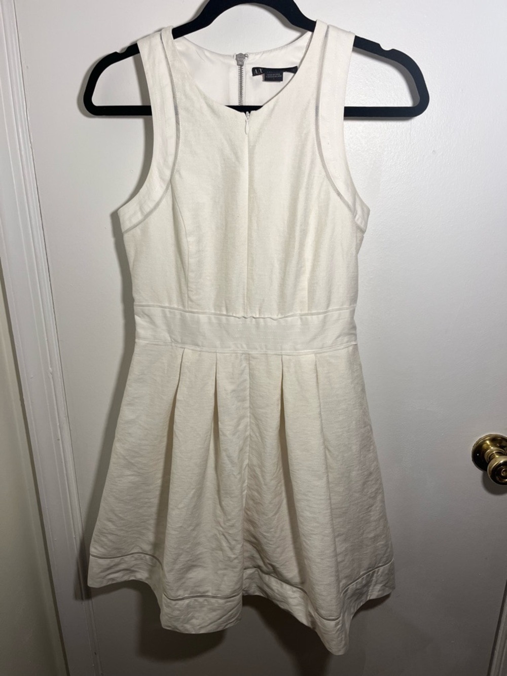 Armani Exchange Cream Textured Sleeveless Dress - Picture 7 of 13